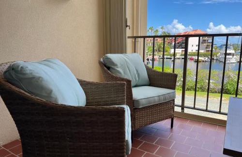 Red Hook Apartamento | Sapphire Beach Villa Ocean and Marina View