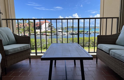Red Hook Condominio | Sapphire Beach Villa