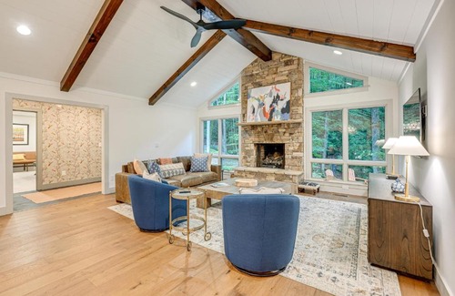 Cashiers Casa | Sapphire Home with Fireplace Near Skiing and Hiking!
