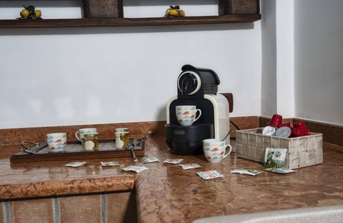 Villa Grazia di Carini Apartamento | Sapphire House - whole house with garden