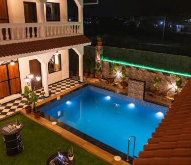 Chendhare Complejo | Sapphire Mansion