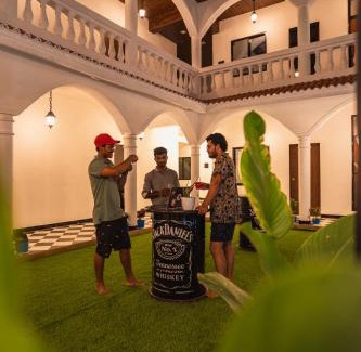 Chendhare Complejo | Sapphire Mansion