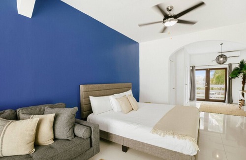 Beacon Hill Hotel | Sapphire Room #3 · CocoVaa Boutique Beach Hotel - Sapphire Suite
