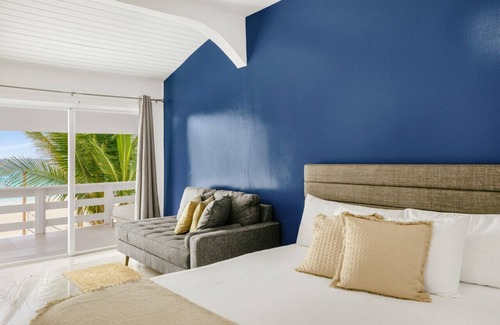 Beacon Hill Hotel | Sapphire Room #3 · CocoVaa Boutique Beach Hotel - Sapphire Suite