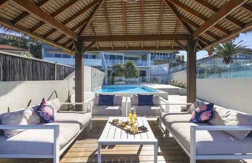 Sapphire Beach Casa | Sapphire Sands Beach House, Absolute Beachfront, P