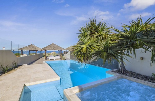 Sapphire Beach Casa | Sapphire Sands Beach House, Absolute Beachfront, P