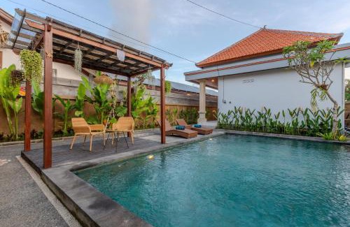 Kemenuh Cama Y Desayuno | Sapta D'Villa Residence by Purely