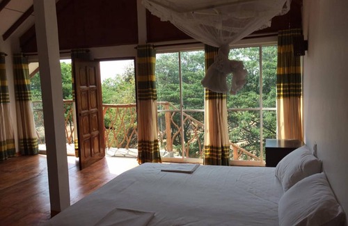 Kirinda Hotel | Sarada Beach Resort
