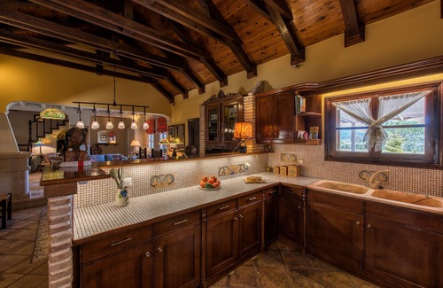 Agia Marina Casa | Sarakino House with Private Pool