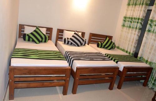 Peradeniya Hotel | Sarala Residence