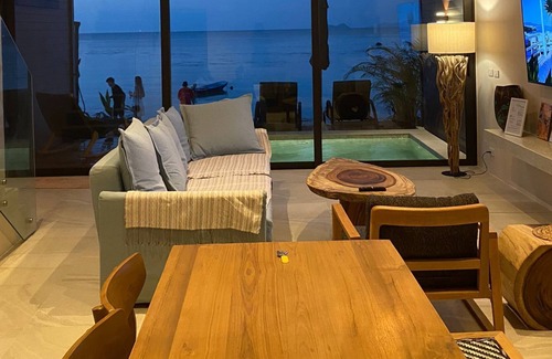 Bang Po Villa | Sarana Beach Villas