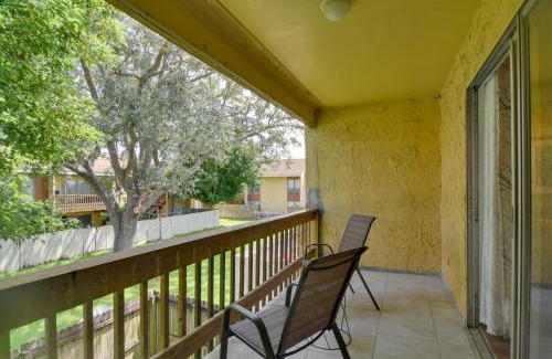 Gulf Gate Estates Apartamento | Sarasota Escape about 4 Mi to Siesta Key Beach!