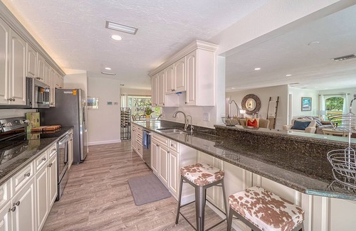 Braden River Casa | Sarasota, FL / Ranch Setting / Siesta Key Beach / City - County of Sarasota