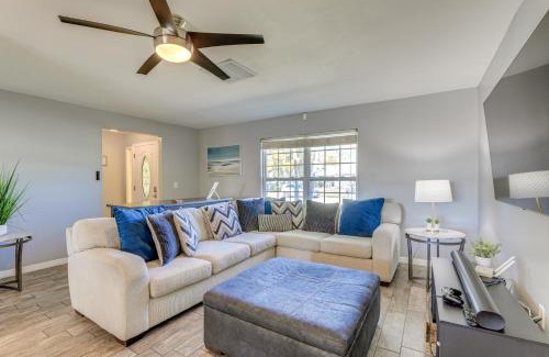 Whitfield Casa | Sarasota Home with Heated Pool 3 Mi to Airport!