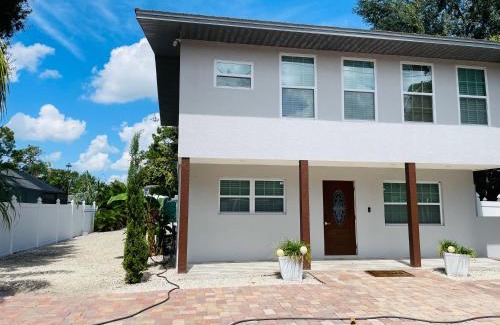 Sarasota Casa | Sarasota Paradise Heated Pool Home Near IMG & Siesta Key Beach