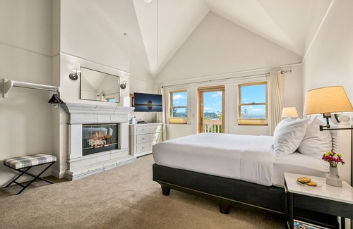 Langley Casa | Saratoga Inn