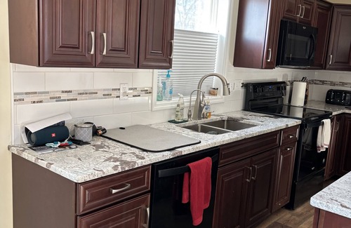 Malta Casa | Saratoga Lakefront Two Family House 1st fl unit Belmont Travers 12 min to track