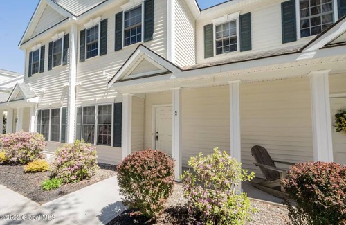 Saratoga Springs Condominio | SARATOGA TRACK RENTAL