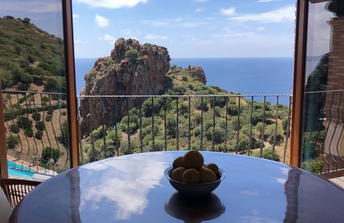 Nebida Casa | Sardinia Sea View retreat: Breathtaking sunsets & Relax by the Mediterranean