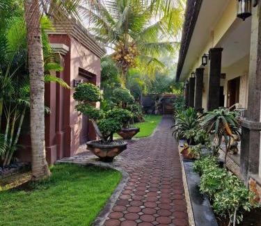 Jungut Batu Casa | Sari Ayuning Nusa Guest House