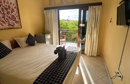Kuta Cama Y Desayuno | Sari Buana Bed & Breakfast