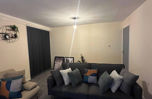 Little Hay Casa | Sark drive Serenity-Cosy 3BR House in Birmingham