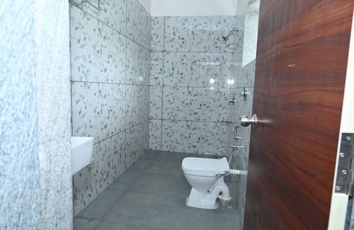 Mangalore Hotel | Saroja Villa by Monarch Stays