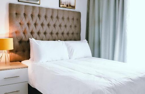 Gaborone Apartamento | Sarona Apartment Studio F203 - HoneyBee Apartment