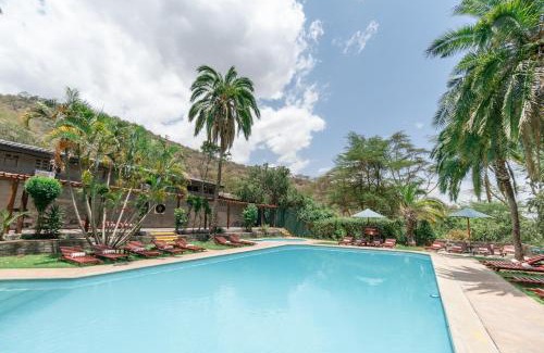 Nakuru Cabina | Sarova Lion Hill Game Lodge