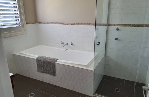Robertson Casa | Sassafras House, Robertson