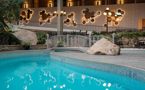 North Industrial Hotel | Saskatoon Inn & Conference Centre