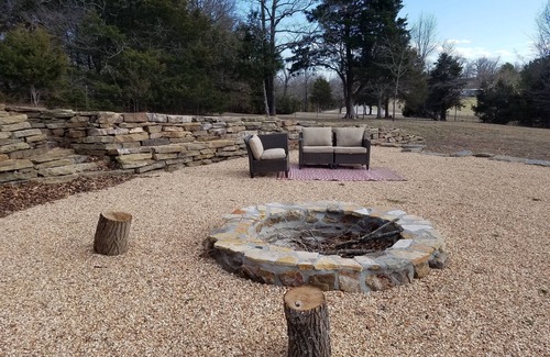 Garfield Casa | Sassafras Inn/Unit C --- Close to Marina & Boat Launch; 30 min to Eureka Springs