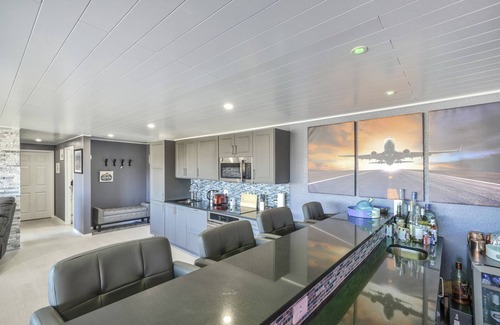 Southeast Colorado Springs Casa | Satellite Suite