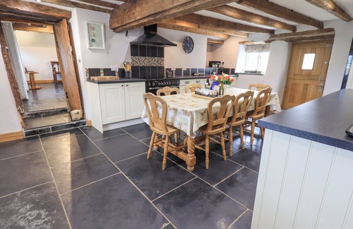 Satterthwaite Cabaña | Satterthwaite Farmhouse - Sleep 8