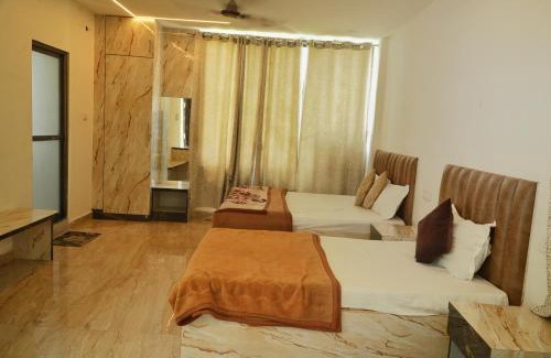 Jaunpur Casa | Satyam Guest House