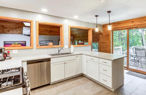 Tower Casa | Sauna and Deck Wooded Cabin on Lake Vermilion!