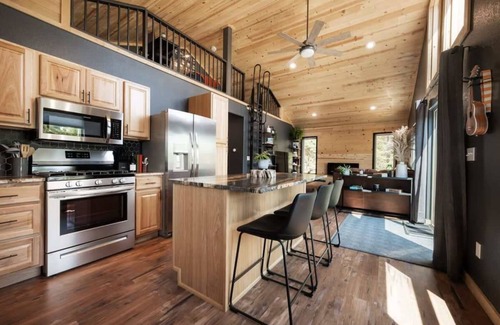 Florissant Cabina | Sauna, Forest + Mtn Views - Cabin Under The Stars