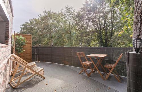 Quartier Grieu-Vallon Suisse-Saint-Hilaire Apartamento | Sauna, jacuzzi, terrasse et parking