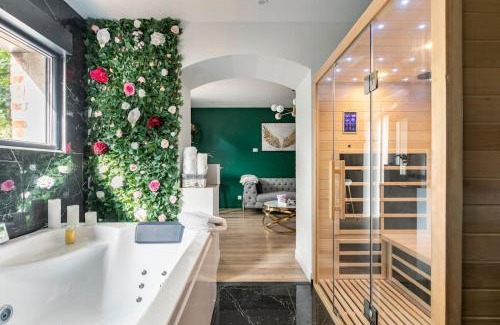 Quartier Grieu-Vallon Suisse-Saint-Hilaire Apartamento | Sauna, jacuzzi, terrasse et parking