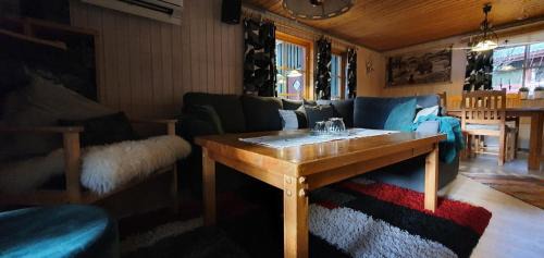 Lofsdalen Casa | Sauna | Wi-Fi | Terrace | Wood stove | Cable TV
