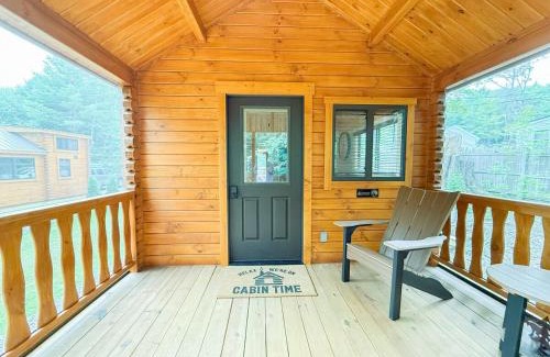 Lincoln Casa | SaunaHaus - Log Cabin plus Private Sauna by the Brook