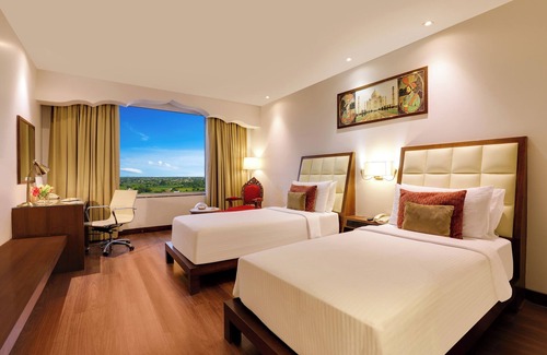 Agra Hotel | Saura Hotel, Agra – A Club Mahindra Associate