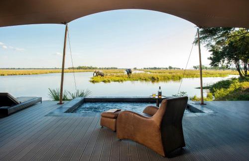 Lusaka Province Cabina | Sausage Tree Camp