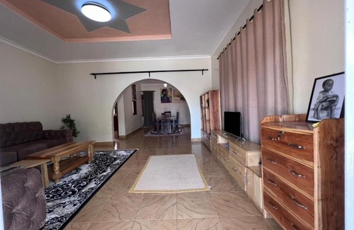 Kampala Casa | Sauti Explorers Villas