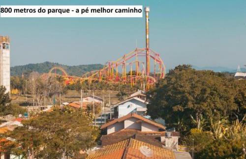 Praia da Armacao do Itapocoroi Apartamento | Savanna Suites - Beto Carrero