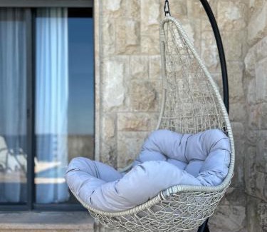 Isfiya Casa | Savannah suite