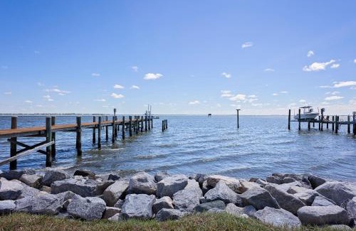 Stevensville Casa | Saved by the Bay