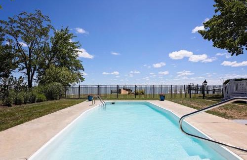 Stevensville Casa | Saved by the Bay