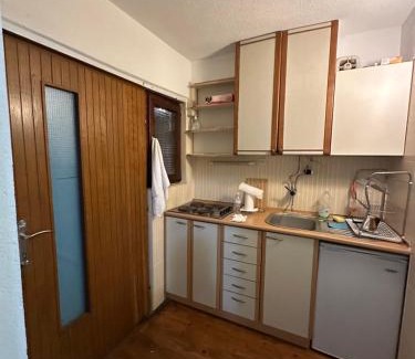 Varosh Apartamento | Savin Apartment