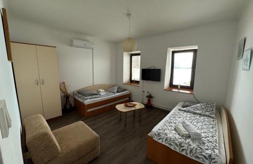 Varosh Apartamento | Savin Apartment